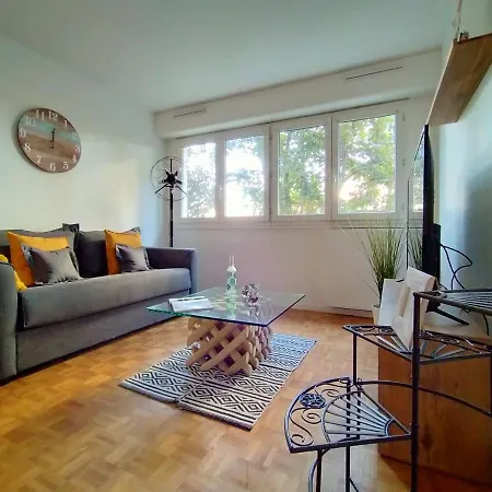 Chic&spacious Apart Apartamento *